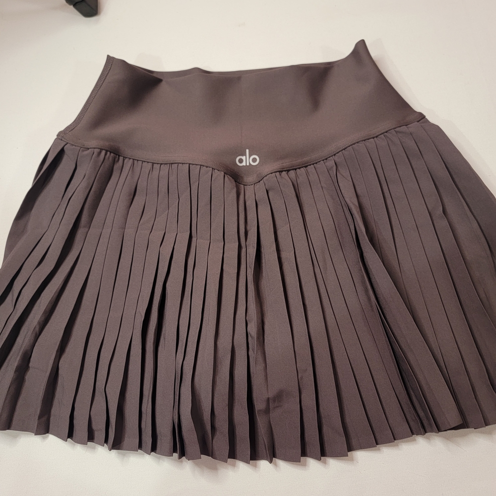 ALO Yoga Women's Mini Pleated Skirt - Dark Gray